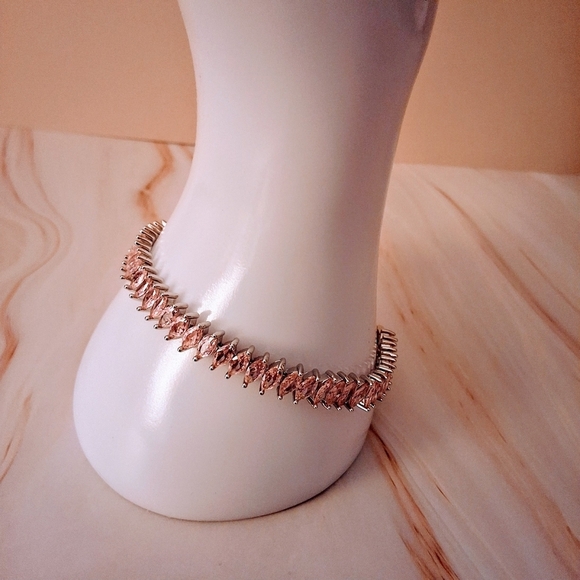 Pretty Bird 18K White Gold Plated Pink Crystal Bracelet - Picture 4 of 16